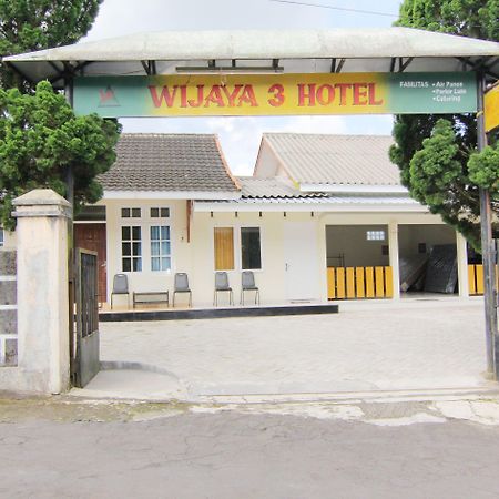 Hotel Wijaya 3 Kaliurang Eksteriør bilde